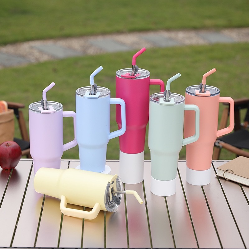 RTS CHINA   40oz Double Walled Stainless Steel Tumbler Leak Proof Tumblers with Dual Drinking Lids and Straw