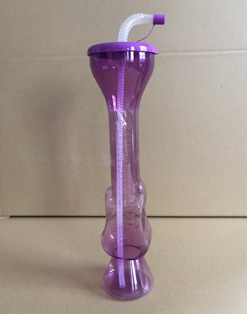 750ml 17oz Guitar Shaped Plastic Tumblers with Plastic Straw