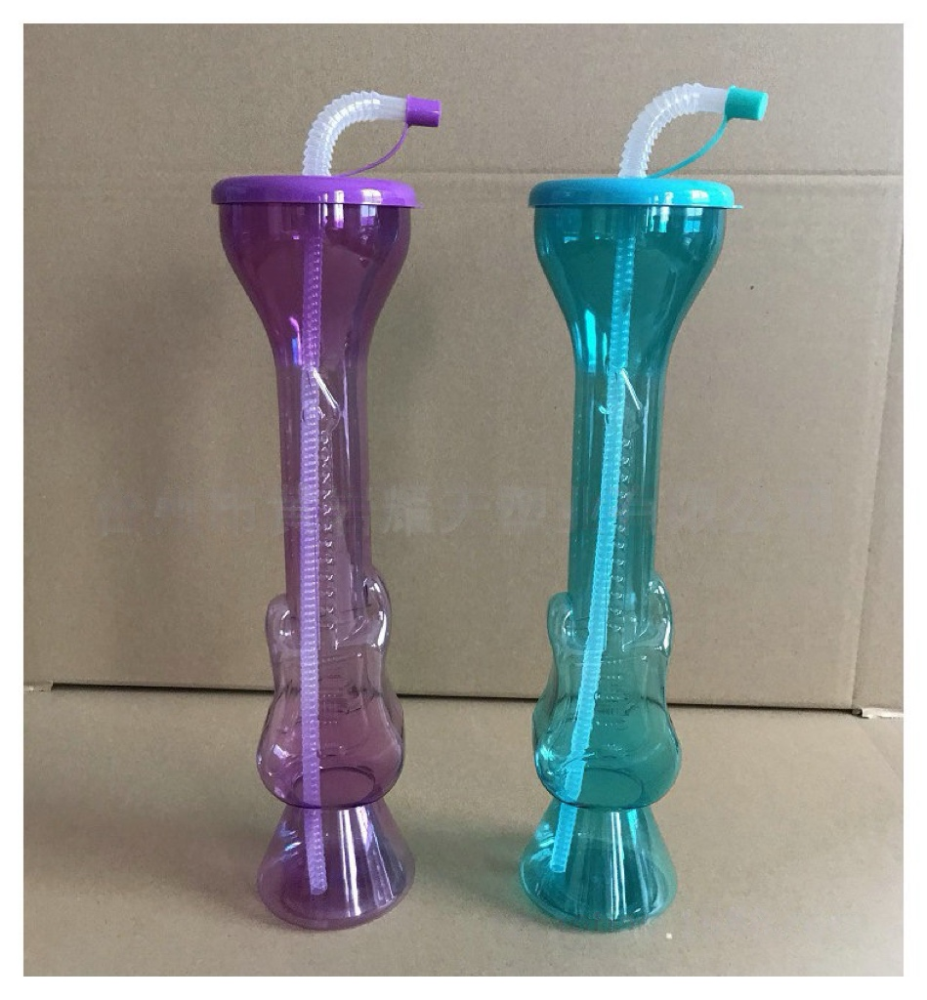 750ml 17oz Guitar Shaped Plastic Tumblers with Plastic Straw