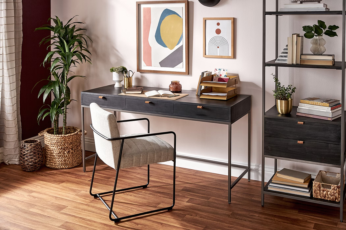 Matorino -Computer Desk with Drawers, Home Office Desk and Writing Desk, Gaming Desk, Work Desk, Study Desk for Bedroom.