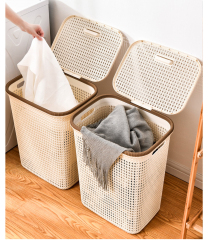 Matorino -Plastic Clothes Basket with Lid for Bedroom and Bathroom, Large Storage Basket, Slim Laundry Hamper, Wicker Design. Tall Laundry Basket with Bamboo Handles for Clothes and Toys.