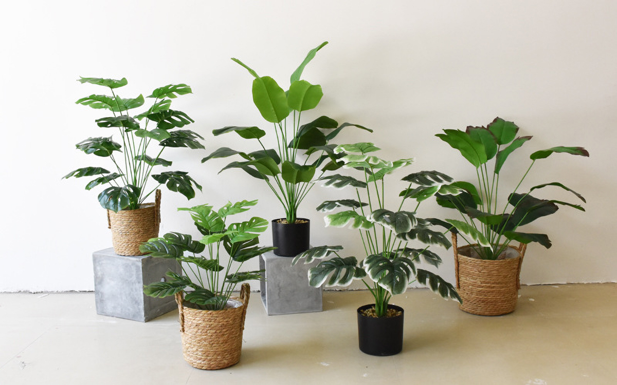 Matorino -Artificial Silk Bird of Paradise Palm Tree Potted Plant. Artificial Plants Fiddle Leaves, Faux Tropical Palm Tree, Fake Ficus Lyrata Tree with Grass in Pot, Real Touch Plastic Palm Leaves Home Indoor Outdoor Office Decor.