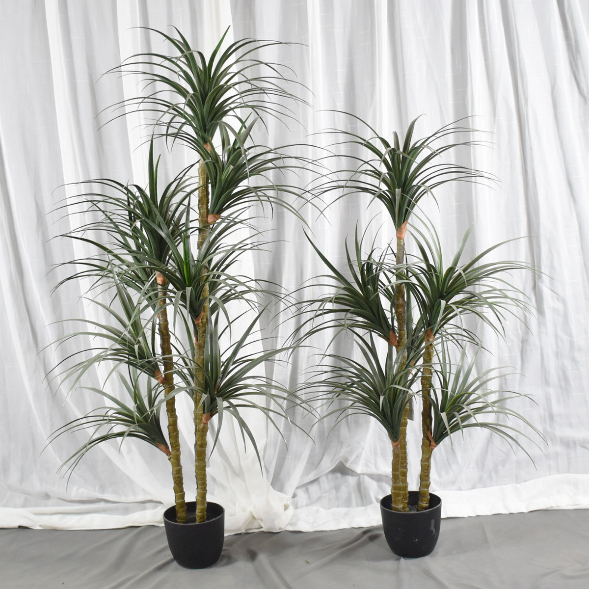 Matorino -Fake Plant with Pot, Desk Bamboo Leaf Plant, Artificial Potted Faux Plants for Office Desk. Artificial Palm Plant in White Pot, Real Touch Faux Tropical Palm Tree, Houseplant for Home Indoor Living Room Tabletop Balcony Decorations.