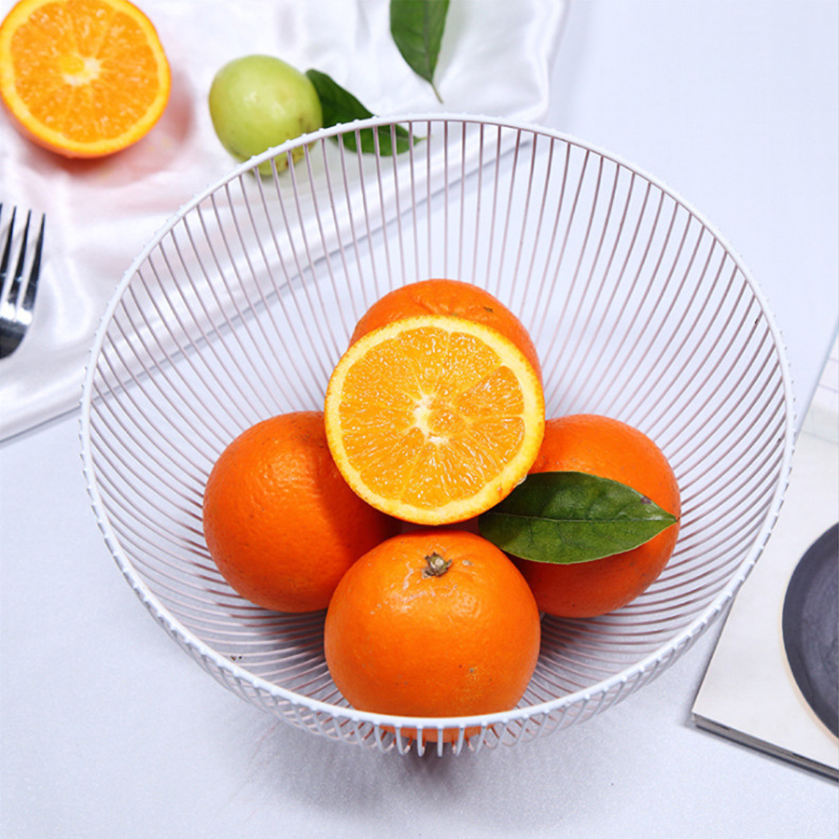 Matorino -Metal Wire Fruit Bowl, Iron Arts Fruit Storage Baskets for Kitchen Counter, Countertop, Home Decor, Table Centerpiece Decorative hold Vegetables, Bread, Snacks, Potpourris.