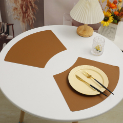 Matorino-Round Table Placemats Wedge Placemat, Non Slip Heat Resistant Woven Vinyl Table Mats, Wipe Clean Indoor and Outdoor Decoration