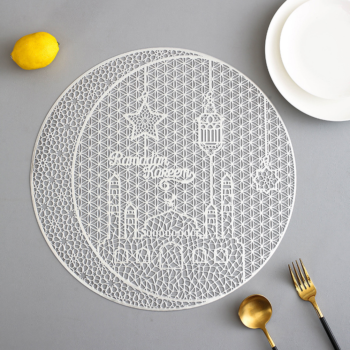 Matorino-Evevdayuse Placemats for Dining Table, Round Hollow Out Table Mats Pressed Metallic Vinyl Plastic Place Mats, Table Decoration for Holiday Wedding Accent Centerpiece
