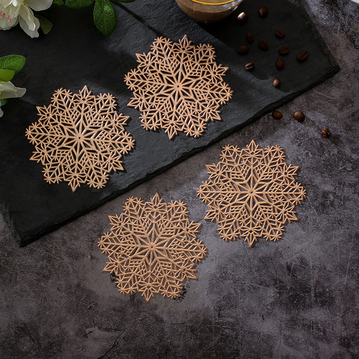 Matorino-Different Pattern and Shape Metallic Vinyl Table Mat, Washable for Holiday Dinner Table Top, Hollow Out Non-Slip for Decor Wedding Accent