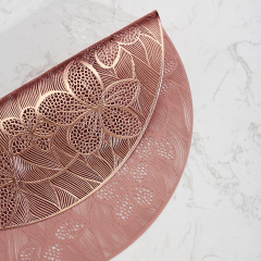 Matorino-Evevdayuse Placemats for Dining Table, Round Hollow Out Table Mats Pressed Metallic Vinyl Plastic Place Mats, Table Decoration for Holiday Wedding Accent Centerpiece