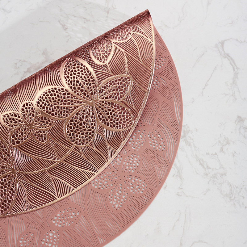Matorino-Evevdayuse Placemats for Dining Table, Round Hollow Out Table Mats Pressed Metallic Vinyl Plastic Place Mats, Table Decoration for Holiday Wedding Accent Centerpiece