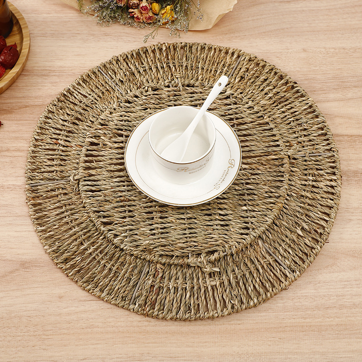 Matorino -Round Woven Placemats, 15 Inches Indoor Outdoor Braided Place Mats for Dining Tables, Natural Farmhouse Rustic Heat Resistant Table mats Decor for Thanksgiving, Natural Hand-Woven Water Hyacinth Placemats.