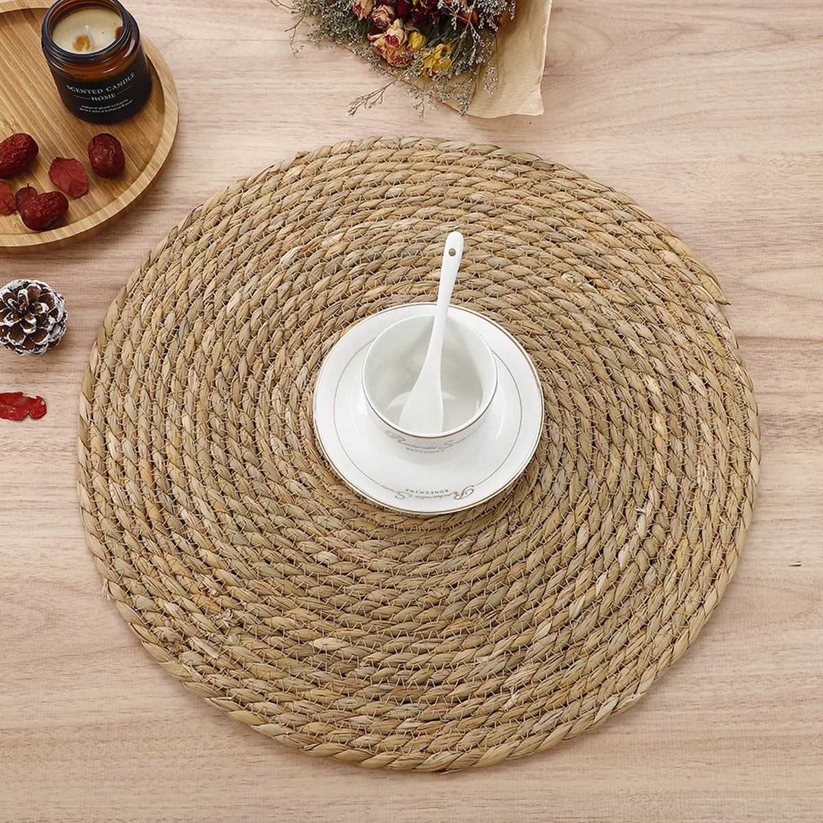 Matorino -Round Woven Placemats, 15 Inches Indoor Outdoor Braided Place Mats for Dining Tables, Natural Farmhouse Rustic Heat Resistant Table mats Decor for Thanksgiving, Natural Hand-Woven Water Hyacinth Placemats.
