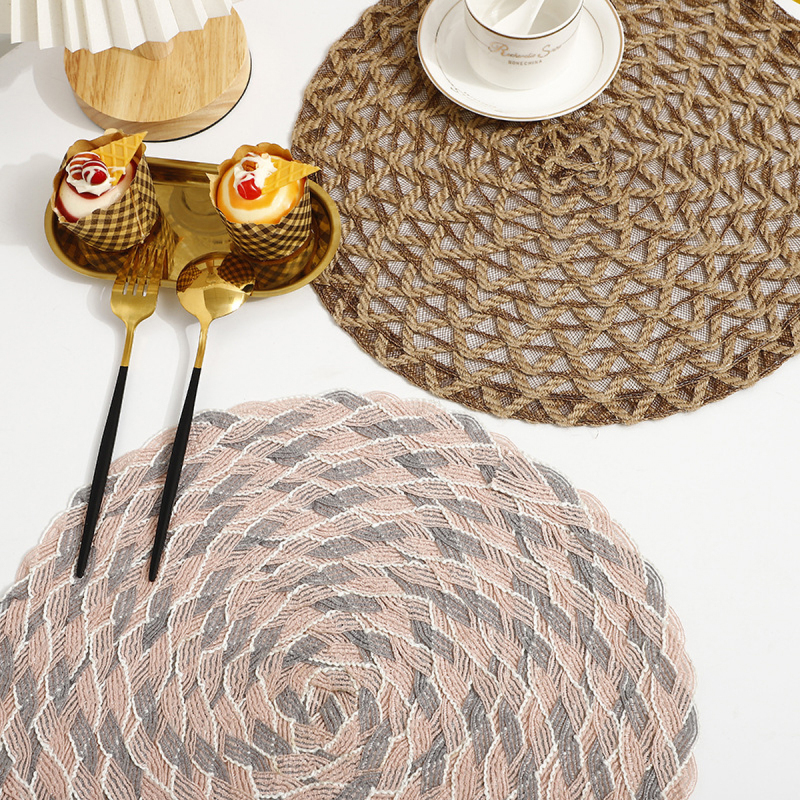 Matorino-Festive Metallic Vinyl Table Mat, Washable for Holiday Dinner Table Top Doilies Decoration, Hollow Out Non-Slip for Decor Wedding Accent