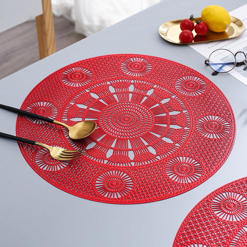 Matorino-Metallic Round Placemats Vinyl Placemats, Hollow Out Dining Table Plate Mats for Home Kitchen Daily Meal Indoor Outdoor Activities