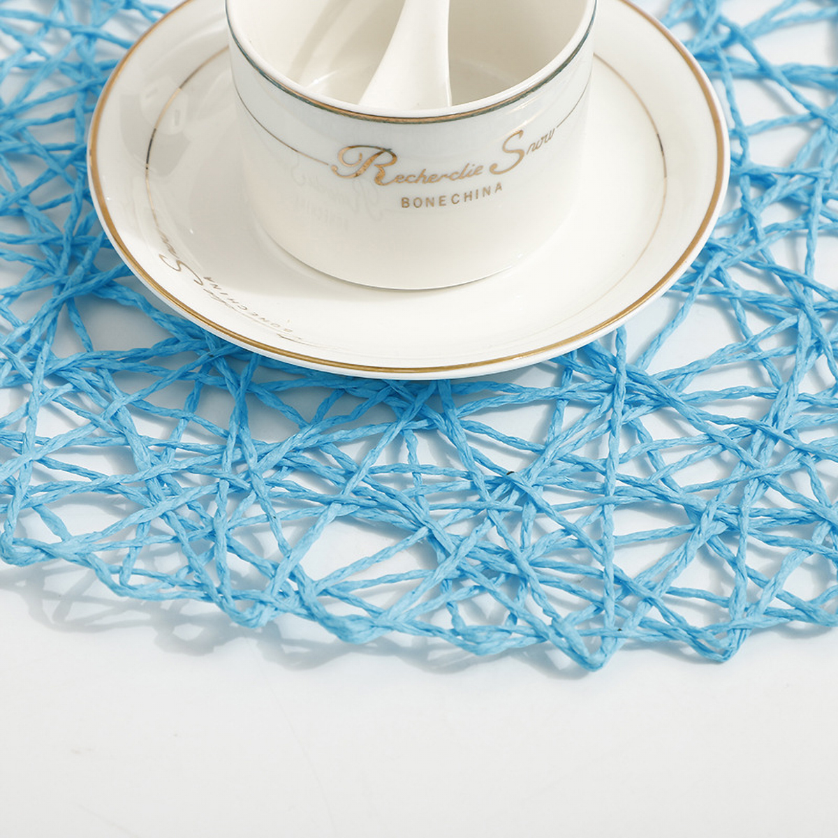 Matorino -Round Placemats, Hollow Out Place mats Heat-Resistant Shining, 15 inches Table Mat Decorative Gift, Hand Woven Chargers for Dining Table.