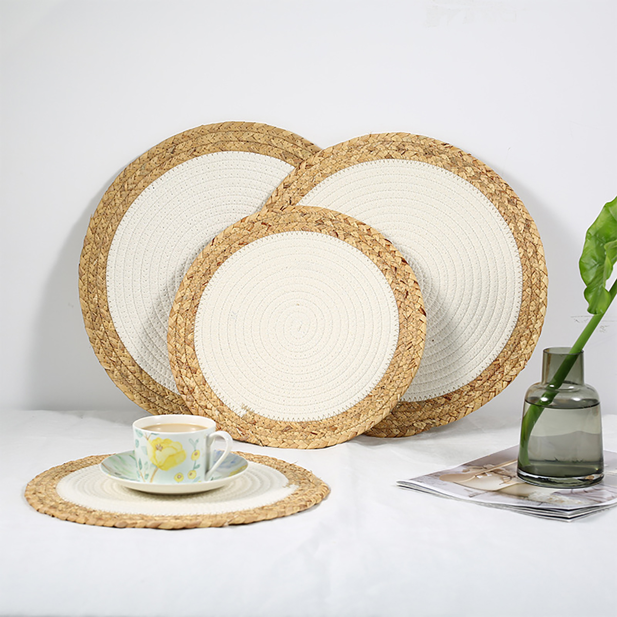 Matorino -Round Braided Placemats Set, Round Table Mats for Dining Tables 15 inch Washable.