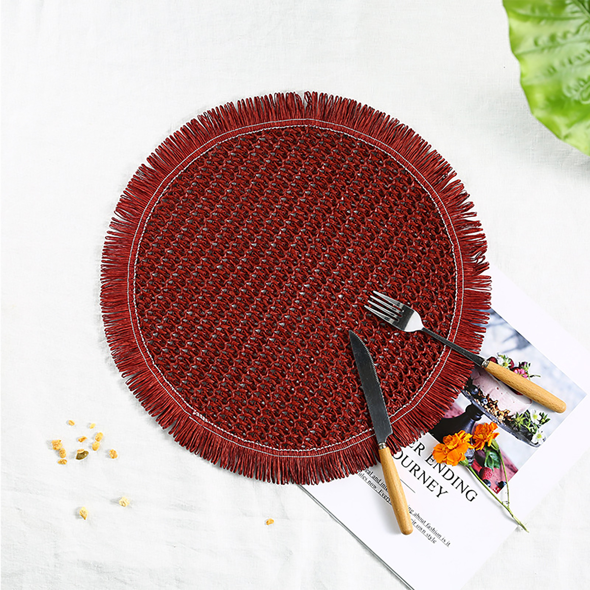 Matorino -Colorful Round Braided Placemats with Raw Edge, Paper Woven Table Mat for Kitchen Dining Table, Round Indoor Woven Fabric Table Mats.