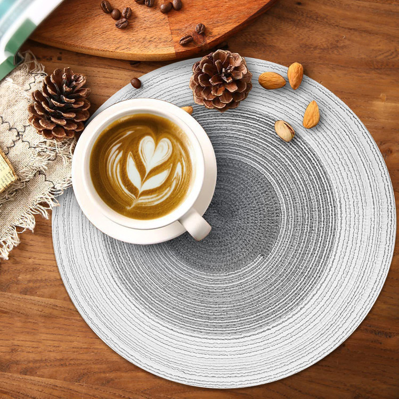 Matorino -Round Woven Placemats set for Dining Table Plates, 13 Inch Round Braided Placemat Heat Resistant Washable Christmas Table Mats.