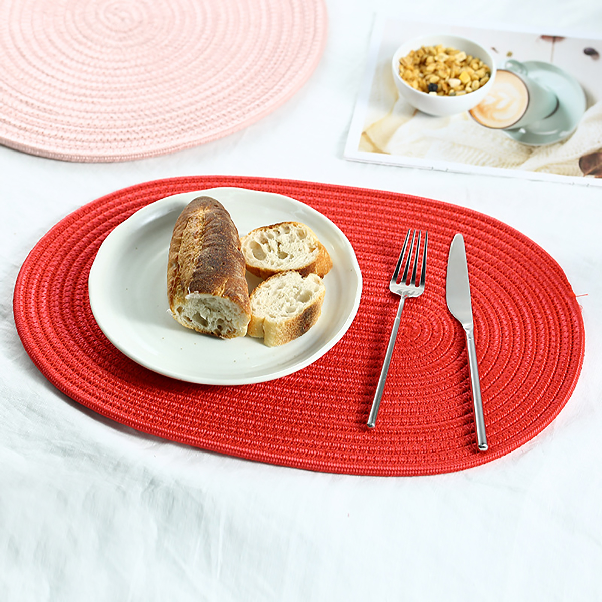 Matorino -Oval Woven Placemats 12x16 inch Cotton Braided Placemats， Heat-Resistant Non-Slip Cotton Table Mats Charger Plates for Table Decoration.