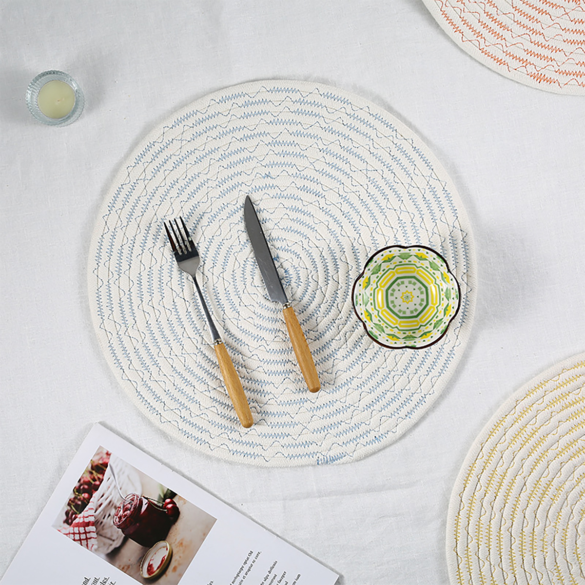 Matorino -15 Inch Round Braided Placemats Set, Washable Heat Resistant Cotton Polyester Circle Place Mats for Kitchen Dining Table - Canvas Beige.