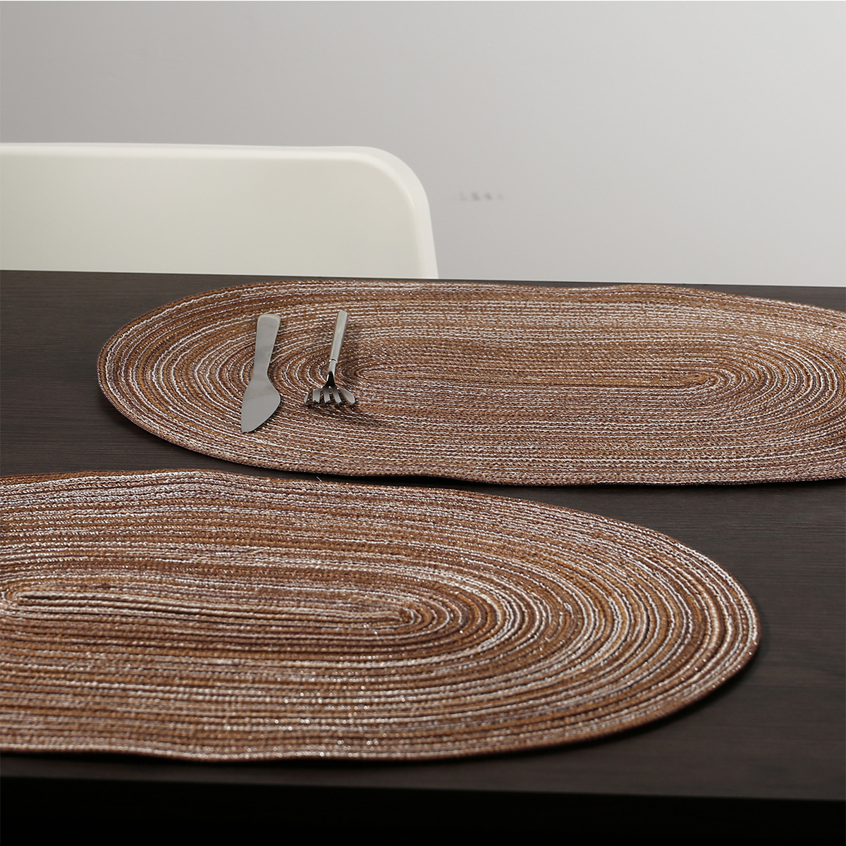 Matorino -Oval Woven Placemats 12x16 inch Cotton Braided Placemats， Heat-Resistant Non-Slip Cotton Table Mats Charger Plates for Table Decoration.