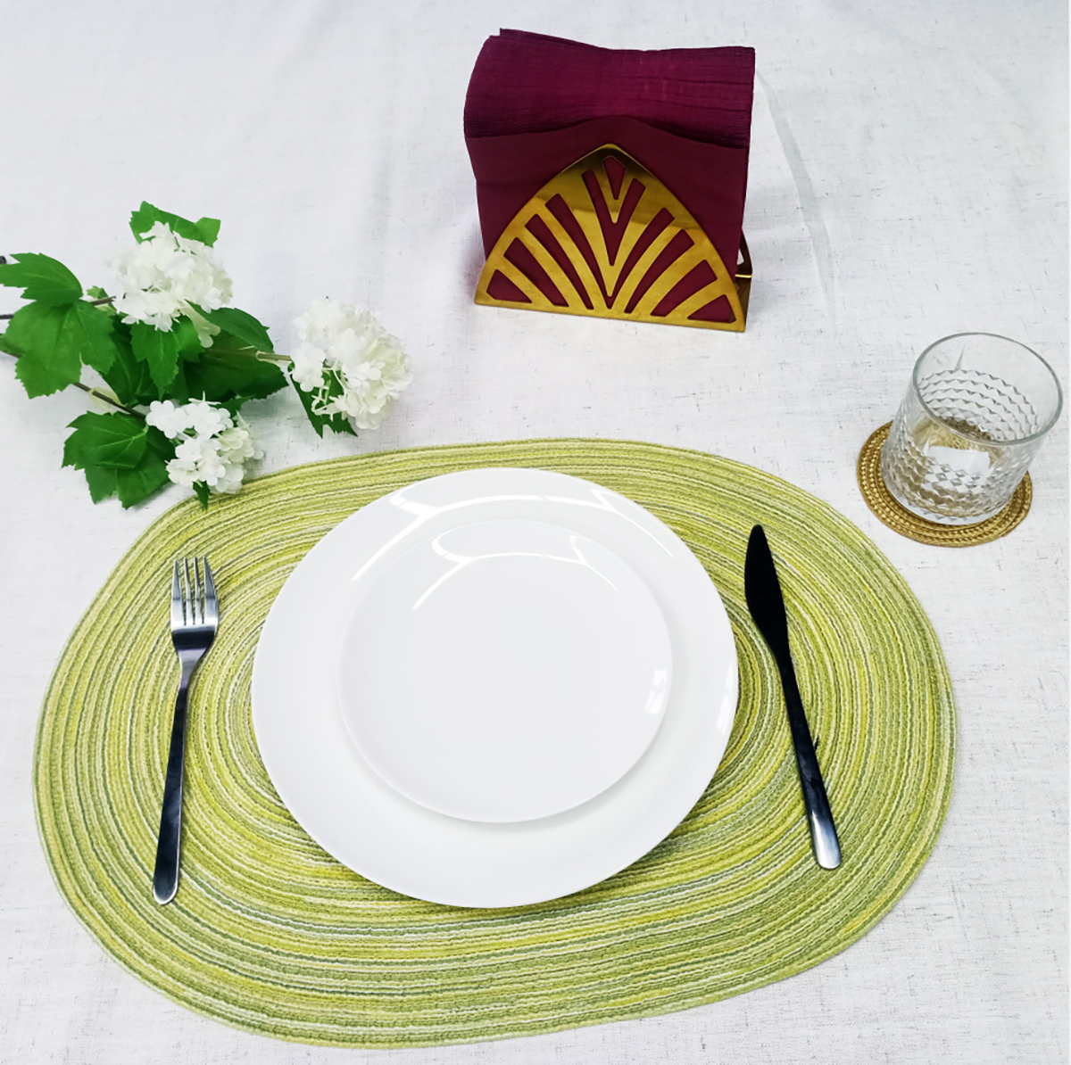 Matorino -Oval Woven Placemats 12x16 inch Cotton Braided Placemats， Heat-Resistant Non-Slip Cotton Table Mats Charger Plates for Table Decoration.