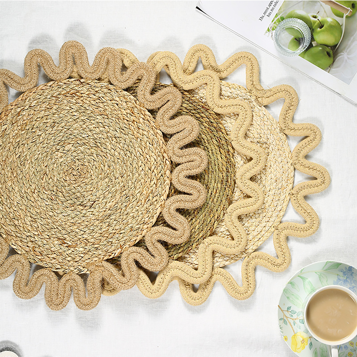 Matorino -Flower Boho Placemats Set, Round Placemats for Dining Table, Water Hyacinth Wicker Placemats, Straw Placemats, Natural Round Woven Placemats.