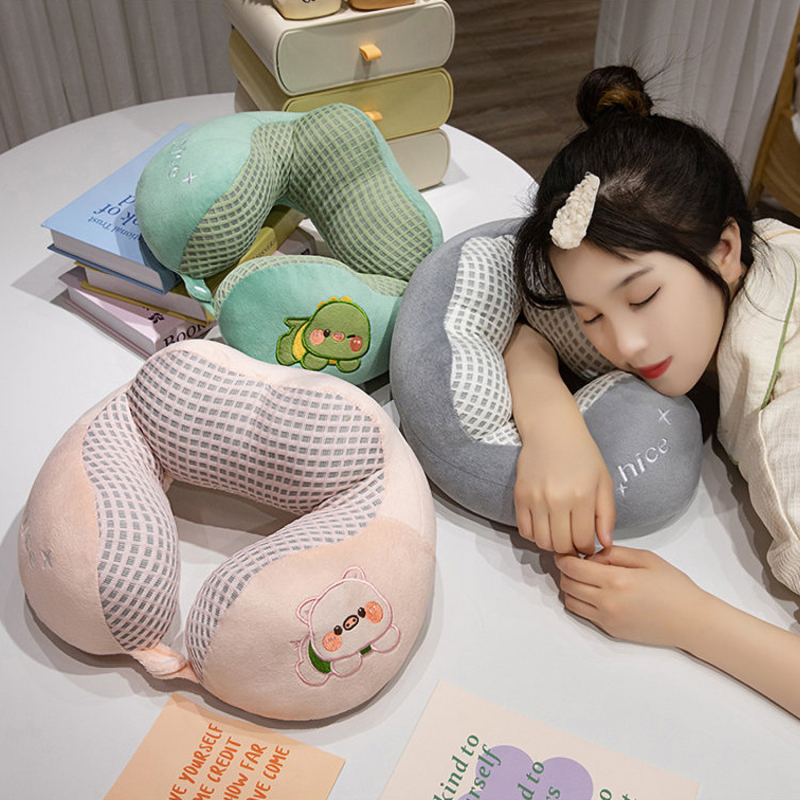MatoRino -Memory Foam U-shaped Neck Pillow – Ultimate Comfort for Long Flights and Road Trips Say goodbye to neck strain! Our memory foam U-shaped pillow cradles your neck with soft yet firm support, perfect for planes, cars, or office naps.