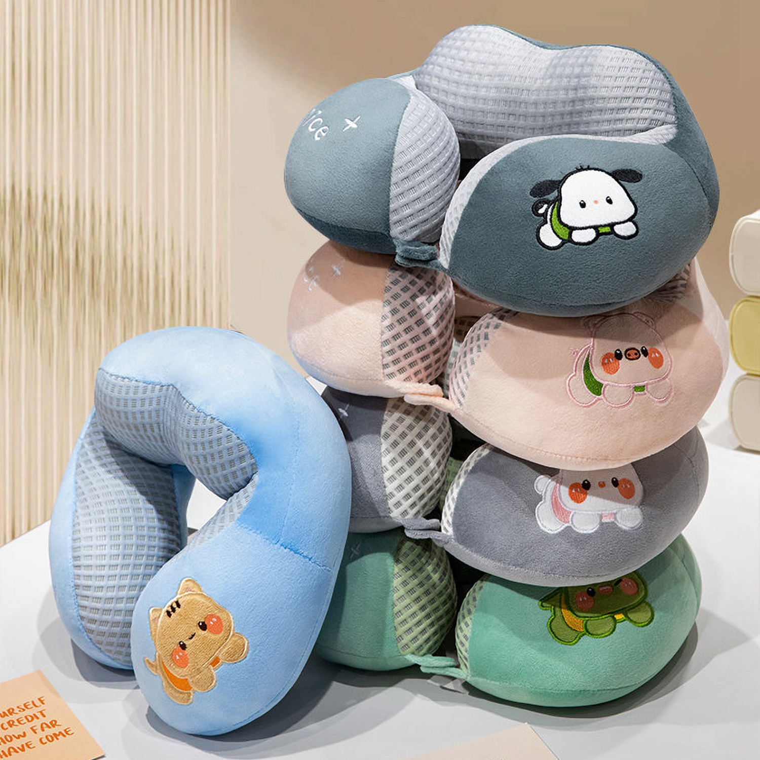 MatoRino -Memory Foam U-shaped Neck Pillow – Ultimate Comfort for Long Flights and Road Trips Say goodbye to neck strain! Our memory foam U-shaped pillow cradles your neck with soft yet firm support, perfect for planes, cars, or office naps.