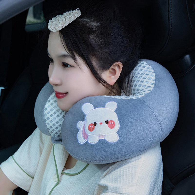 MatoRino -Memory Foam U-shaped Neck Pillow – Ultimate Comfort for Long Flights and Road Trips Say goodbye to neck strain! Our memory foam U-shaped pillow cradles your neck with soft yet firm support, perfect for planes, cars, or office naps.