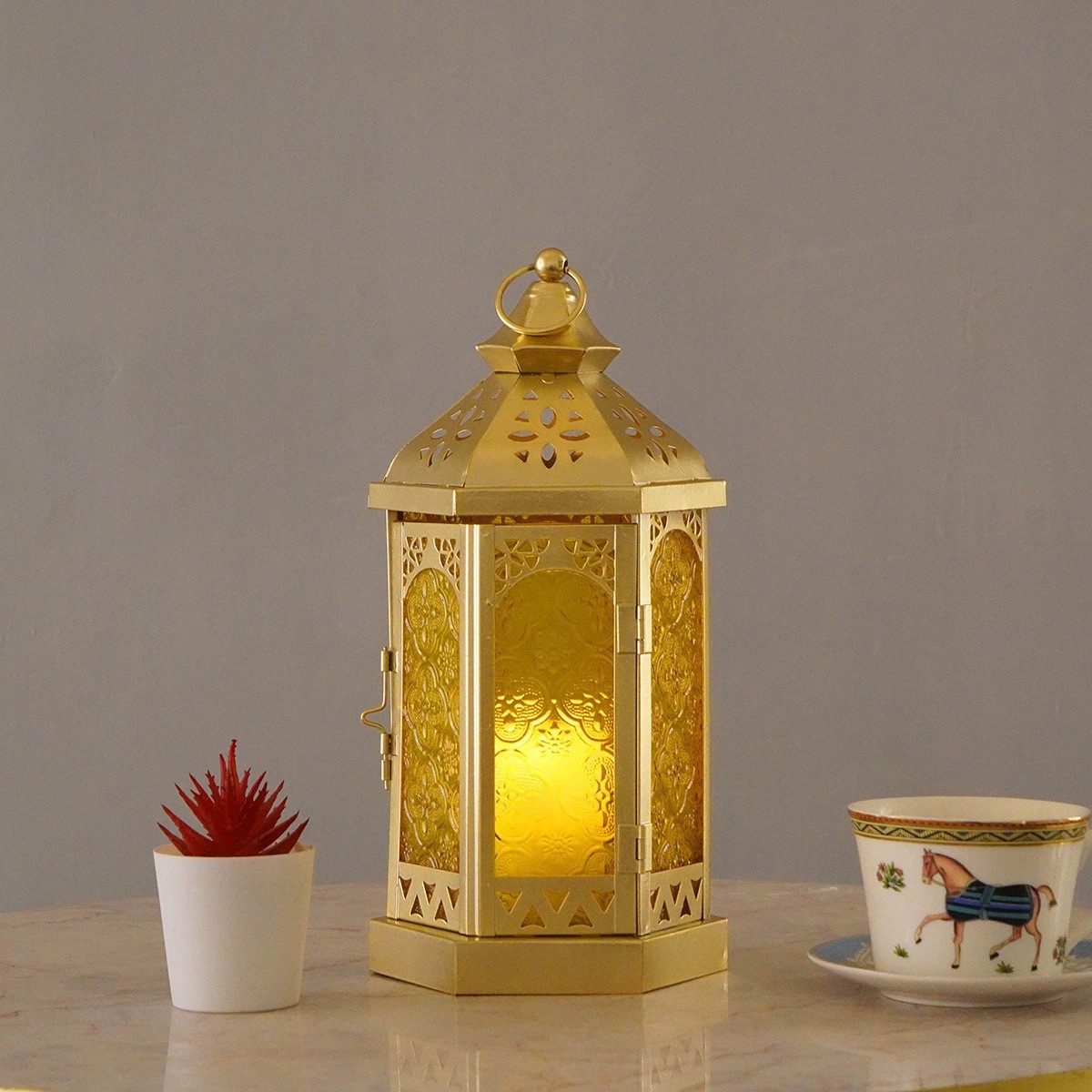 Matorino-Moroccan Hexagonal Handmade Iron Lantern, Vintage Hollow Metal Candle Holder, Light Up Arabian Ramadan Eid Patio Yard Decor, Middle Eastern Festival Ornament