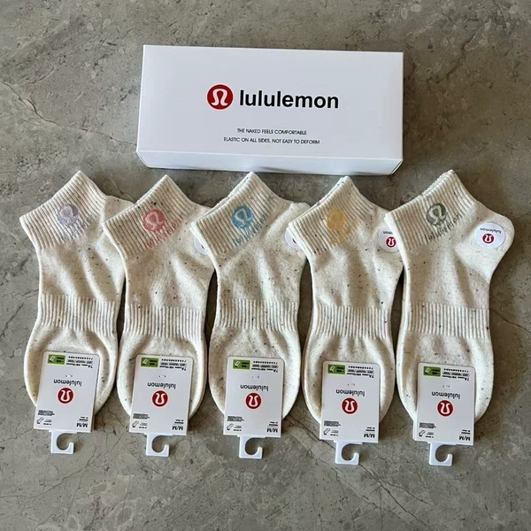 25 boxes Lululemon socks mix colors and designs