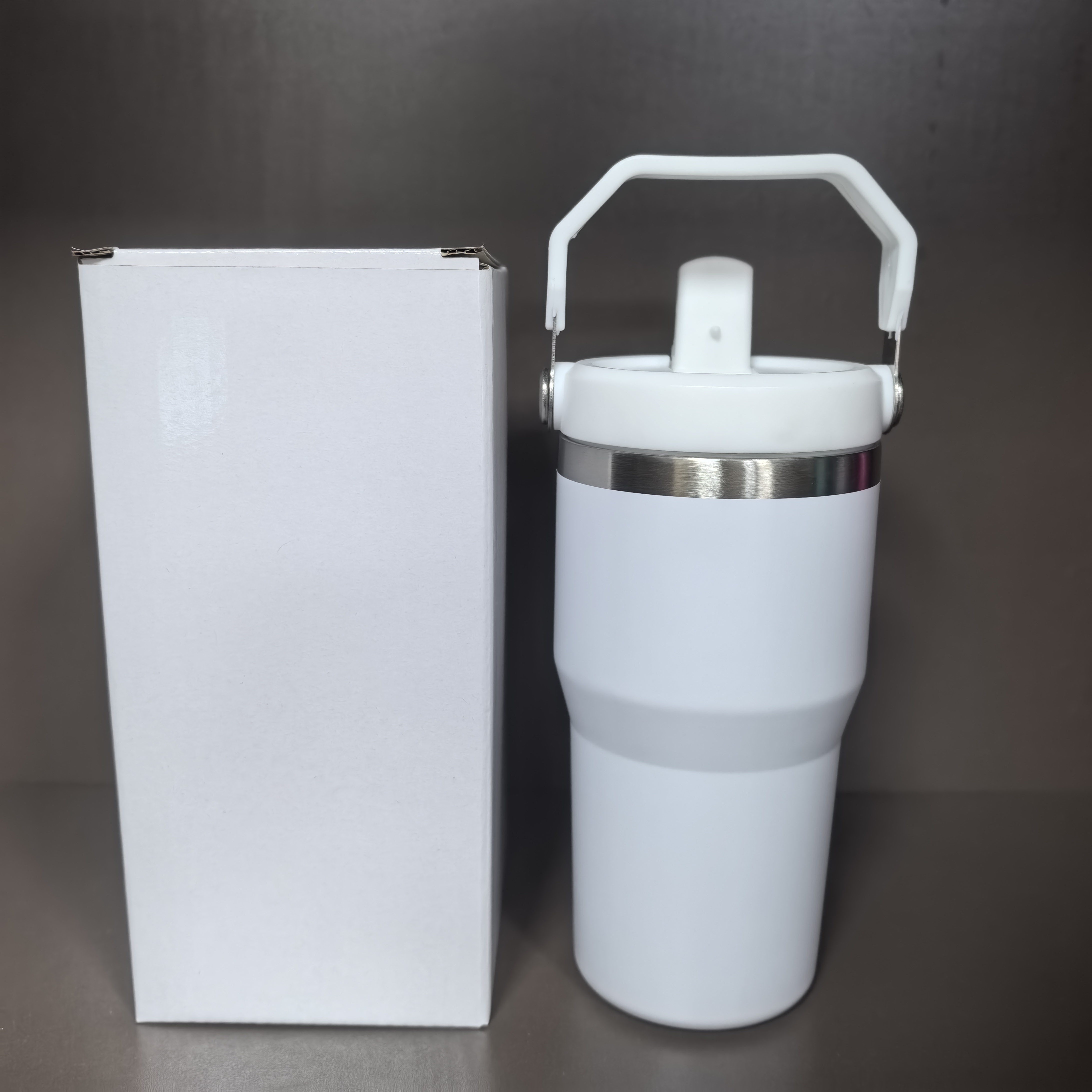 25pcs 20oz Blank Sublimation Stainless Steel Tumbler with Handle and Flip Straw Lid