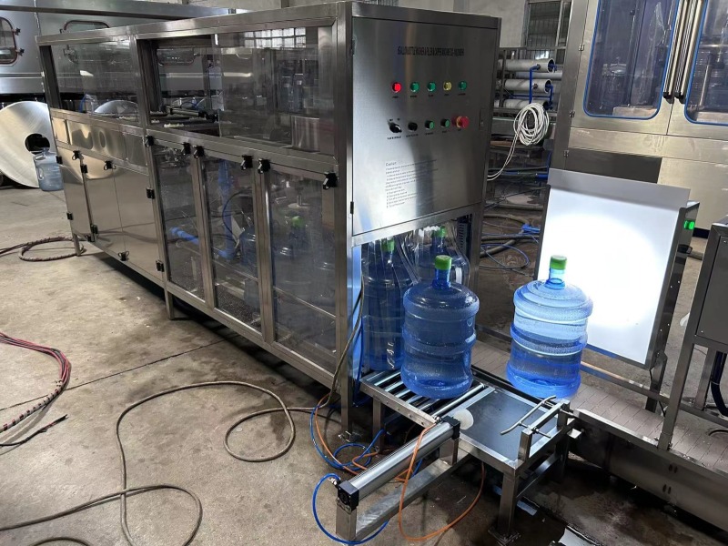 200BPH Semi Auto 20liters 5gallon Drinking Water Filling Machine Cheap Price Pure Water Making Plant for Bottle Water Production Line