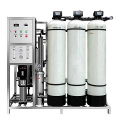 FRP Reverse Osmosis Filtration Systems 500l Ro Mineral Pure Water Desalination Filter Machine With Sand Filter