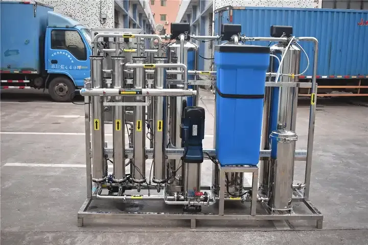 Stainless steel High desalination rate water RO device treats about 1000lph pure water machine for human drinking and seawater desalination machine