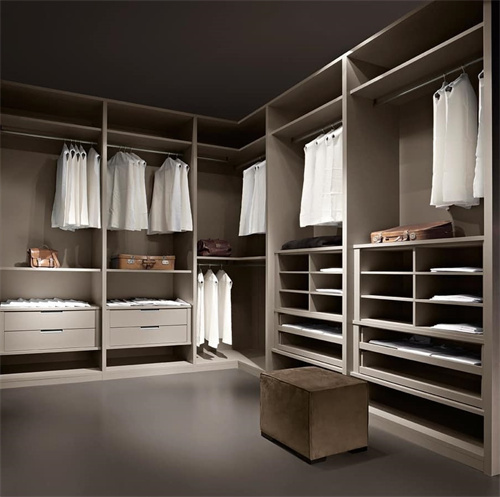 L shape modern wood walk in closet system design