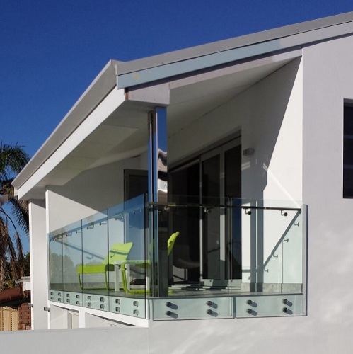 Safety tempered laminated glass standoff railing