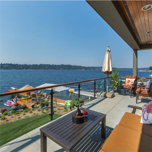 Deck glass railing with wood handrail glasss balustrade design