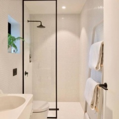Grille Design Glass Shower Screen
