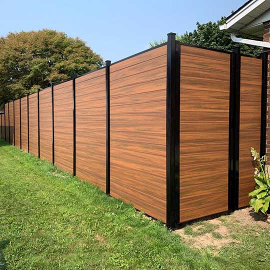Outdoor WPC Wood Plastic Composite Fence With Aluminum frame Privacy Fencing for Garden
