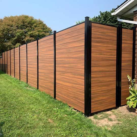 Outdoor WPC Wood Plastic Composite Fence With Aluminum frame Privacy Fencing for Garden