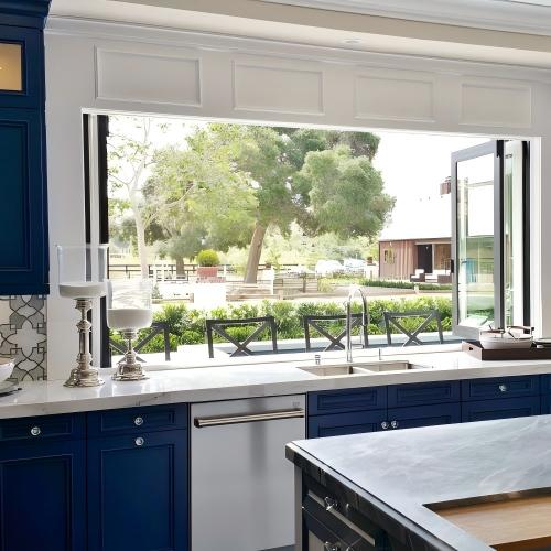 Modern Minimalist White Powder Coated Custom Size Thermal Break Aluminum Folding Windows