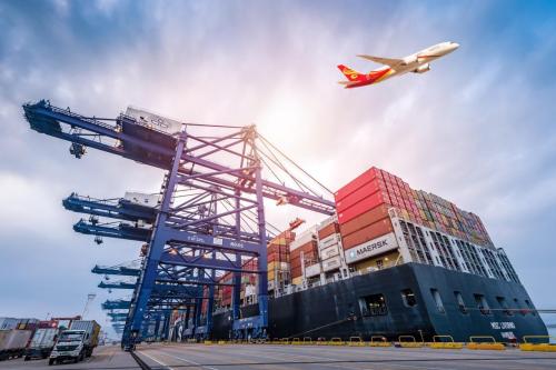 Unlocking Port Crane Potential: Comark Wireless Base Station Coverage Network Solution