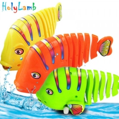 1Pcs Cute Cartoon Bath Fish Wind Up Toys Running Clockwork Classic Toy Newborn Spring Toy Toys for Children