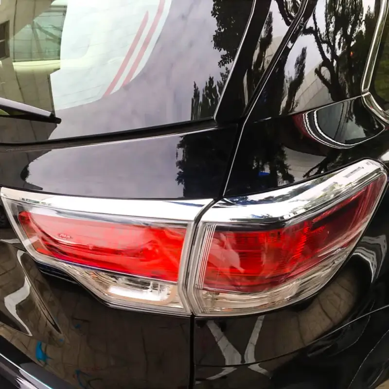 Toyota HighlanderRear Tail Light Eyebrow Cover Trim