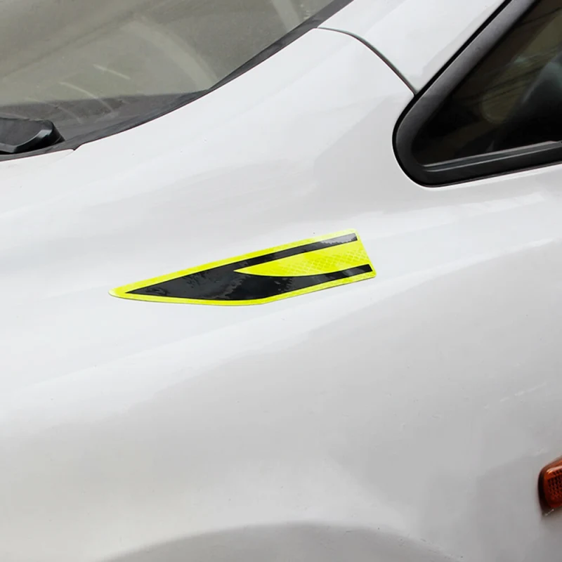 Night Driving Safety Leaf Blades Shape Car Reflective Sticker
