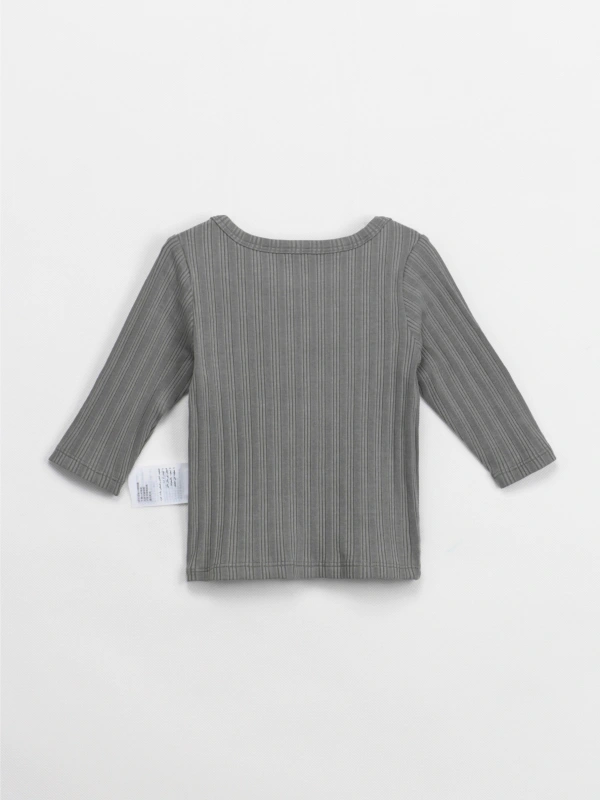 slip-on long sleeve ribbed top