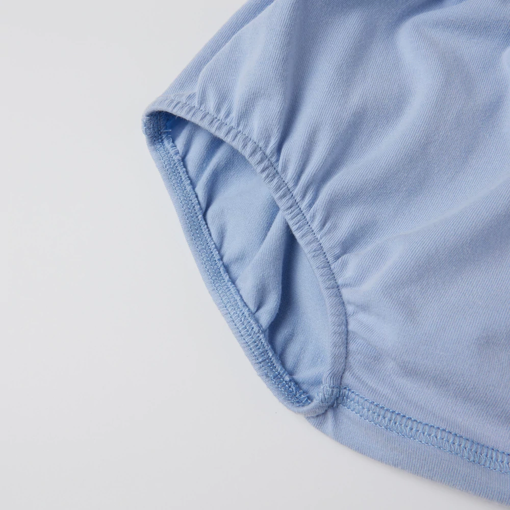 Organic cotton plant-dyed baby bloomer shorts with soft waistband and gathered leg openings