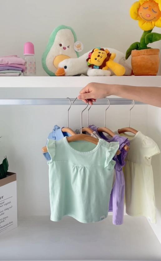 Elyse Flutter Short Sleeve Tee