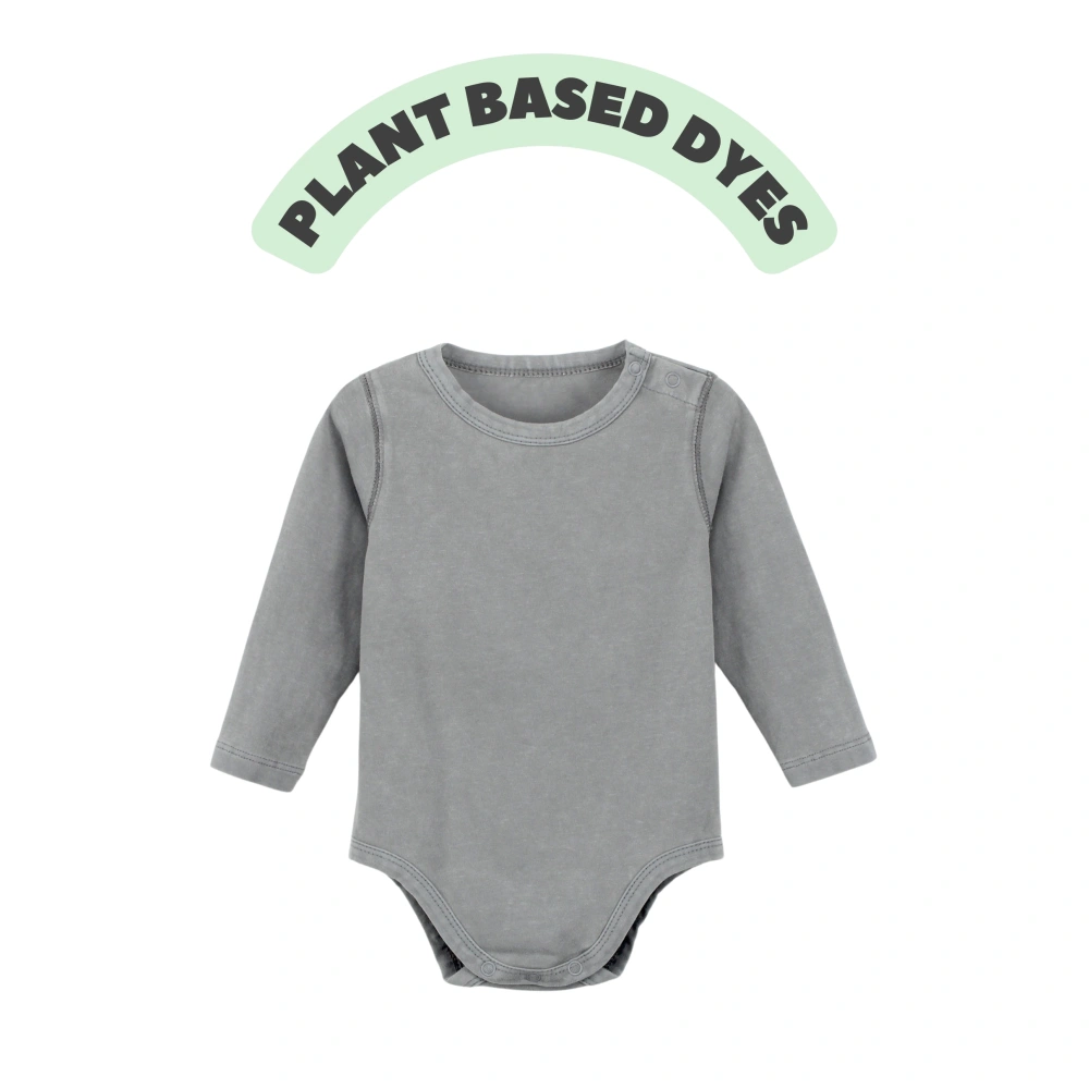 Organic-cotton plant-dyed long sleeve baby bodysuit with snap closure